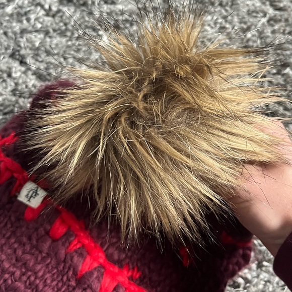 A&F knitted hat - Picture 5 of 5